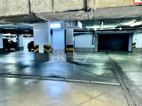 паркоместо по адресу Андрея Верхогляда ул. (Михайла Драгомирова), 3