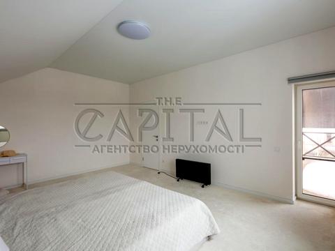 дом по адресу Зоряна