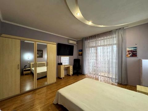 квартира за адресою Сергія Нігояна просп. (Калініна), 42