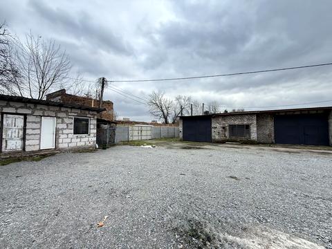 коммерческая по адресу Зимових Походів ул. (Молодогвардейская), 32