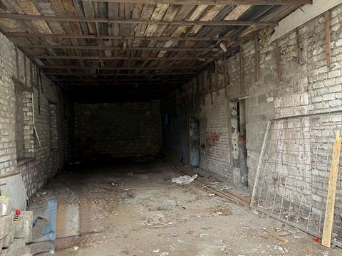 коммерческая по адресу Зимових Походів ул. (Молодогвардейская), 32