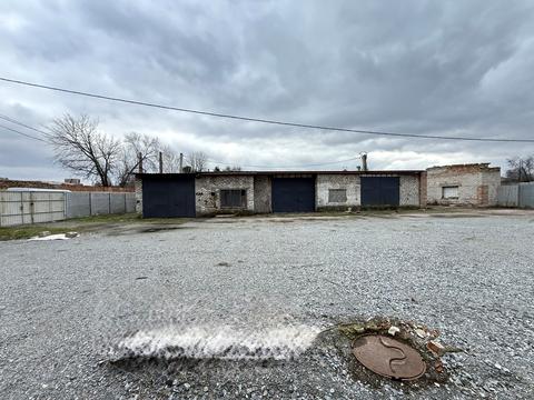 коммерческая по адресу Зимових Походів ул. (Молодогвардейская), 32