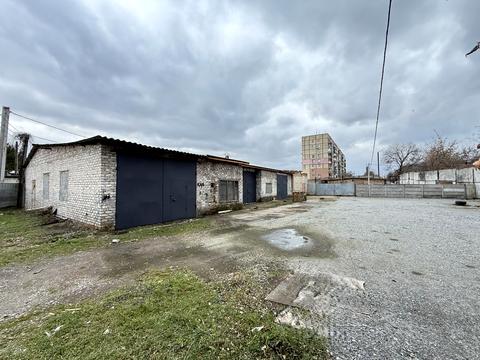 коммерческая по адресу Зимових Походів ул. (Молодогвардейская), 32