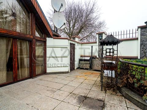 дом по адресу Добровольчих Батальйонів ул. (Панфіловців)