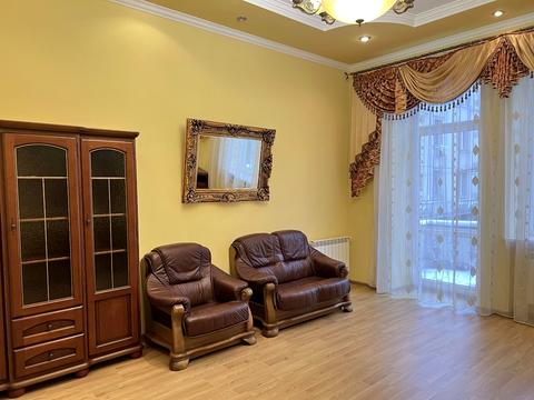 квартира за адресою Пекарська вул., 38