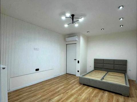 квартира за адресою Романа Левицького вул., 4