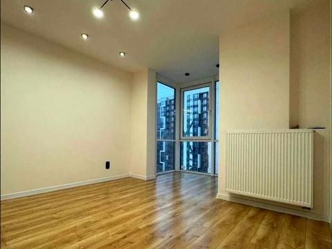 квартира за адресою Романа Левицького вул., 4