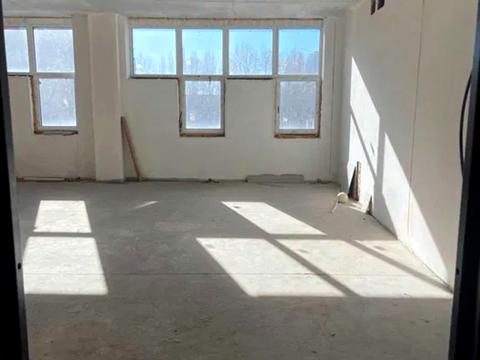 коммерческая по адресу Харківське шосе, 194