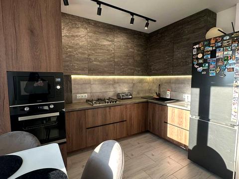 квартира по адресу Химиков ул., 28, к.1-6