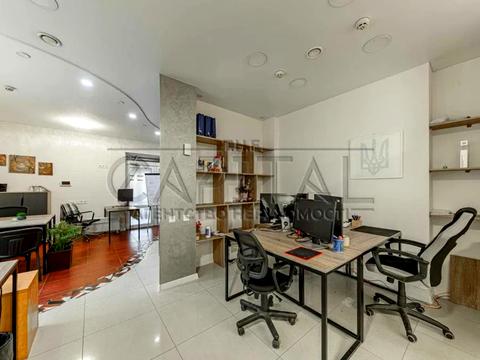 коммерческая по адресу Елены Телиги ул., 5-Б