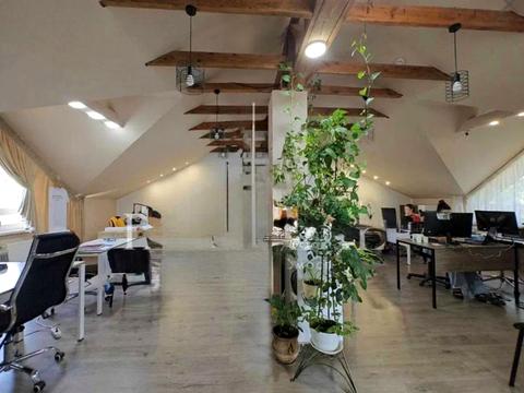 коммерческая по адресу Елены Телиги ул., 5-Б