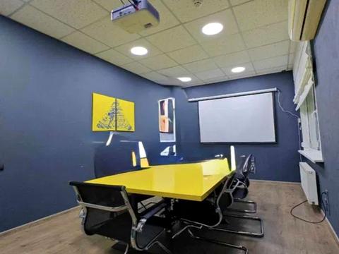 коммерческая по адресу Елены Телиги ул., 5-Б