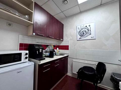 коммерческая по адресу Елены Телиги ул., 5-Б