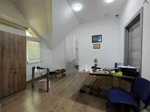 коммерческая по адресу Елены Телиги ул., 5-Б