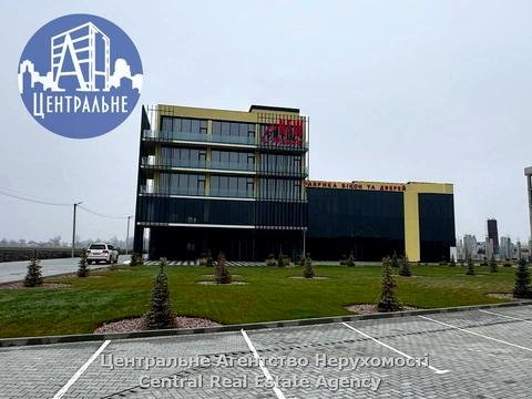 комерційна за адресою Головна, 2Е