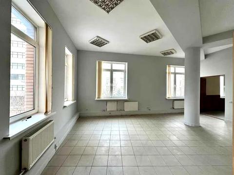 комерційна за адресою Євгена Коновальця вул. (Щорса), 5