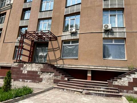 комерційна за адресою Ованеса Туманяна вул., 15-А