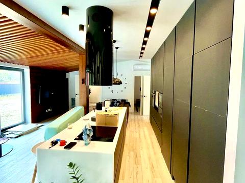 будинок за адресою с. Круглик, садова