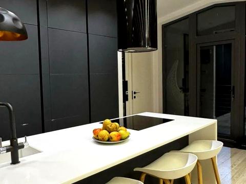 будинок за адресою с. Круглик, садова