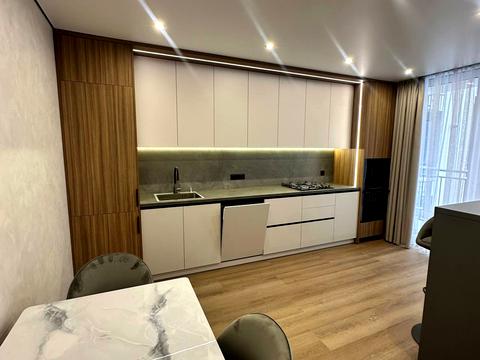 квартира за адресою с. Угорники, Героїв Миколаєва вул., (Будинок 6)