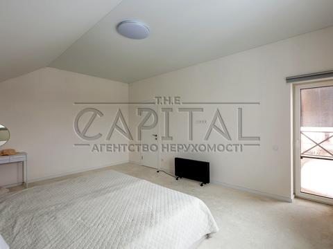 дом по адресу Зоряна