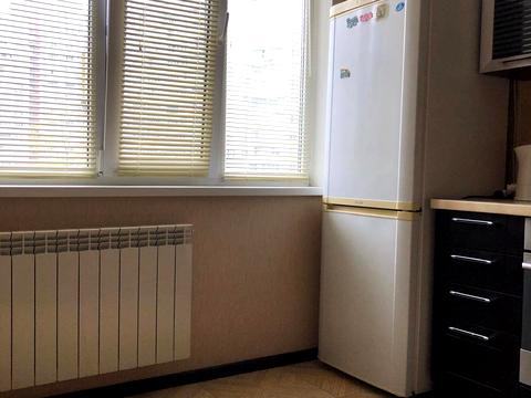 квартира за адресою Академіка Глушкова просп., 17