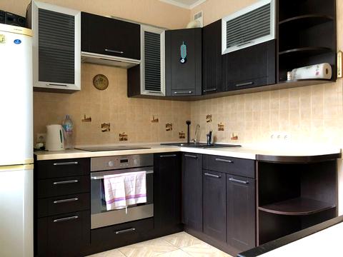 квартира за адресою Академіка Глушкова просп., 17