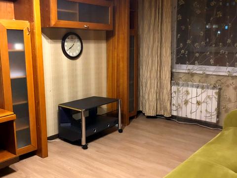 квартира за адресою Академіка Глушкова просп., 17