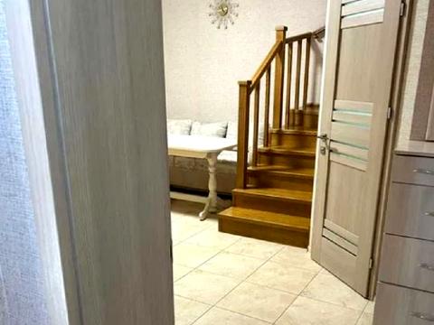 будинок за адресою Академіка Заболотного вул.