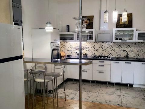 квартира по адресу Канатная ул., 102