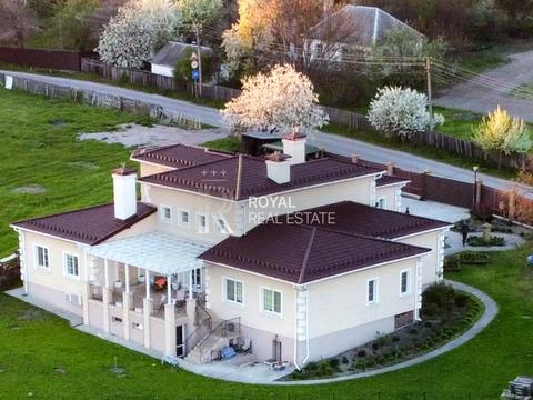 будинок за адресою Центральна, 7