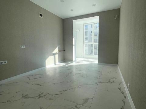 квартира за адресою Співдружності вул., 8