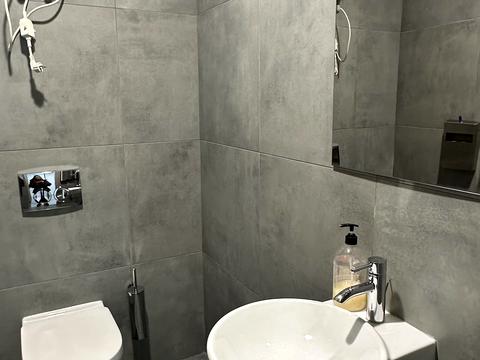 комерційна за адресою Старокозацька вул. (Комсомольська), 37