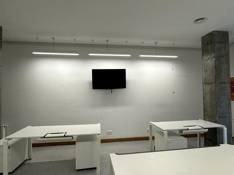 комерційна за адресою Старокозацька вул. (Комсомольська), 37