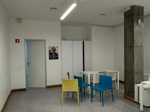 комерційна за адресою Старокозацька вул. (Комсомольська), 37