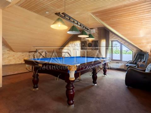 будинок за адресою Лугова