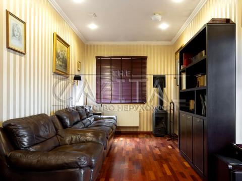 будинок за адресою Лугова