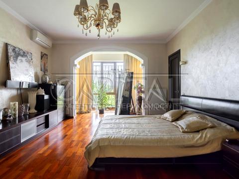 будинок за адресою Лугова