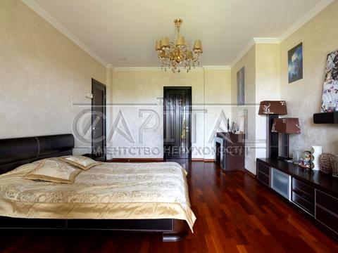 будинок за адресою Лугова