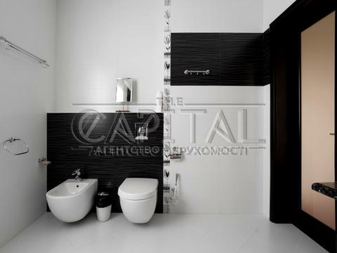 будинок за адресою Лугова