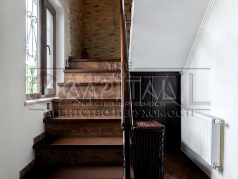 будинок за адресою Лугова