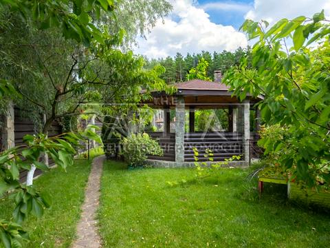 будинок за адресою Лугова