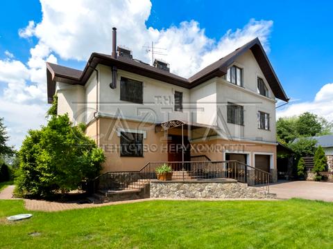 будинок за адресою Лугова