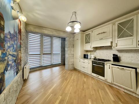 квартира по адресу Вячеслава Черновола ул., 91с