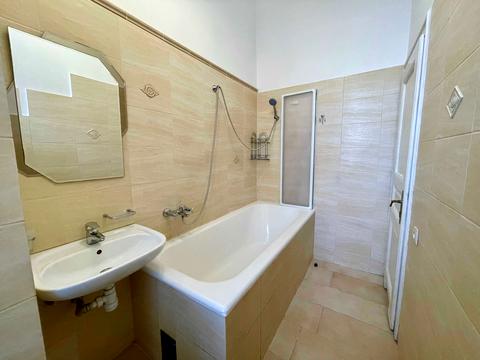 квартира за адресою Пекарська вул., 1