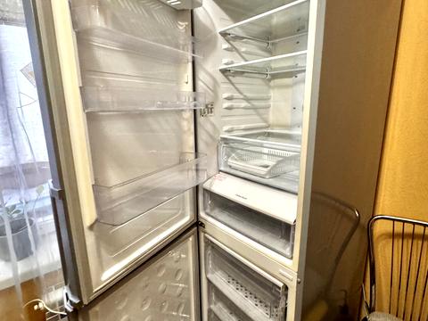 квартира по адресу Владимира Ивасюка просп. (Героїв Сталінграду), 7-А