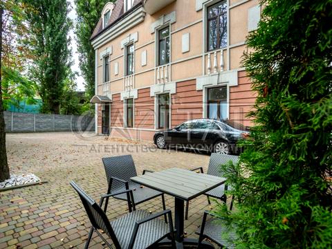 коммерческая по адресу Жилянская ул., 97