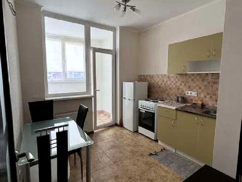 квартира по адресу Семьи Кульженков ул. (Дегтяренко Петра), 6