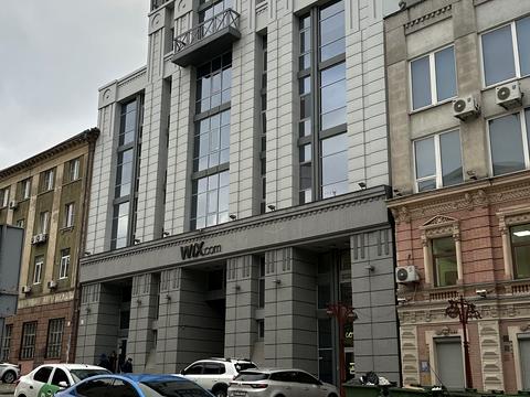 комерційна за адресою Старокозацька вул. (Комсомольська), 37