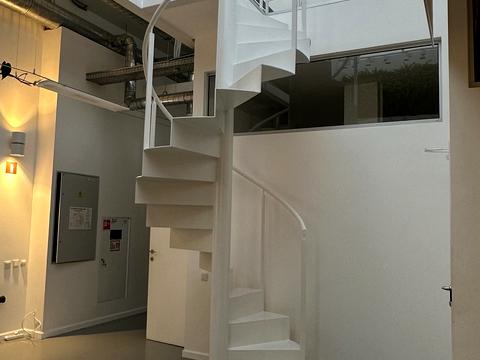 комерційна за адресою Старокозацька вул. (Комсомольська), 37